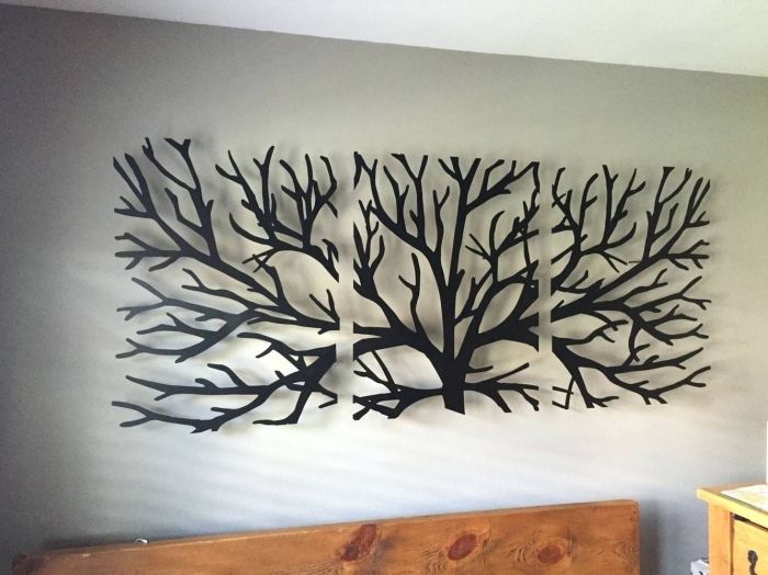 Black metal art wall decor